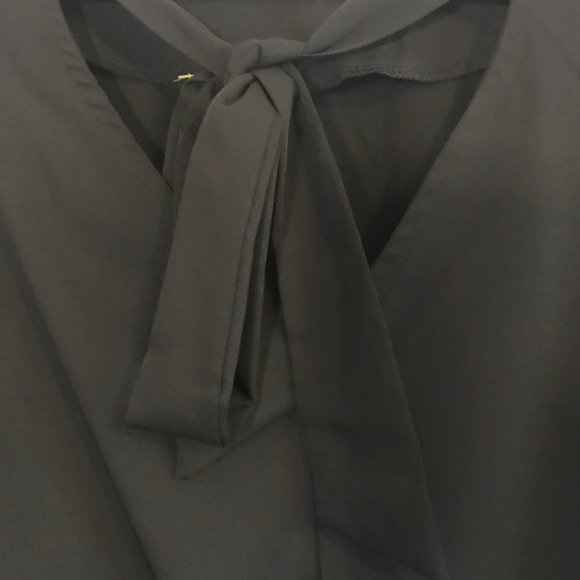 🌿 Another Story | Black Flowy Sleeve Blouse - Picture 3 of 6